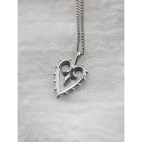 Heart ball necklace