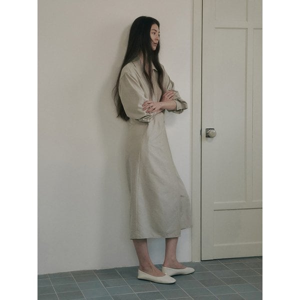 BENI SHIRT WRAP LONG DRESS_GRAYISH BEIGE