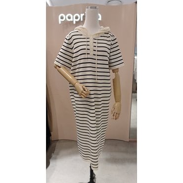 파프리카 루미앤플로캐주얼 .후드 배색 반팔 스트라이프 니트원피스SK2OP515J