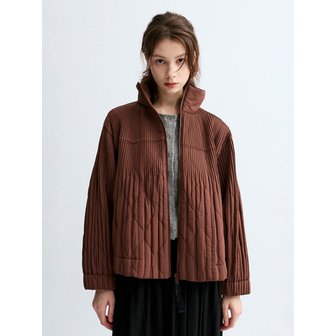 라플리 웨이브 퀼팅 하이넥 자켓_LPJKW025009