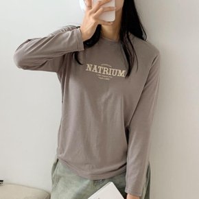 여자 블랙상의 FW 기본긴팔티 필기체 라운드 티셔츠