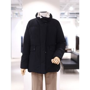 [파주점] 니트 배색 하이넥 구스다운 점퍼 CNBA2PD74