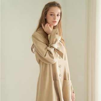 제이올 TENCEL PLEATS JACKET IN BEIGE