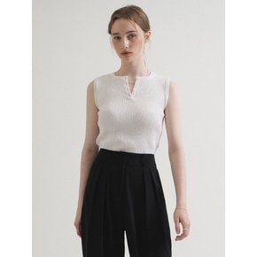 Round Button Knit Sleeveless (White)