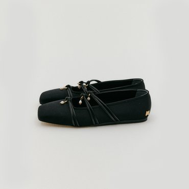 EENK Square Toe Triple Strap Flats - Black