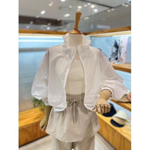 레코브 자수 바람막이 점퍼(LC61E8JP509X)