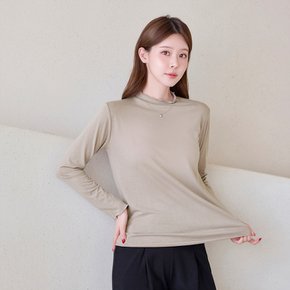 물결 프릴 반하이넥 긴팔 티셔츠_M2608TS074C