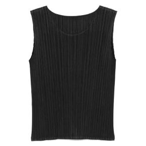 [이세이미야케] Sleeveless T-Shirt PP48JK10115 3684723