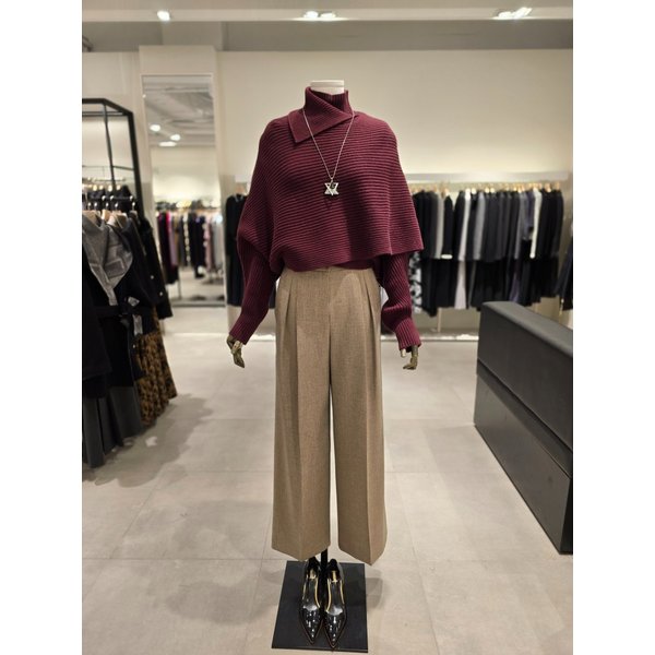 [파주점] 세트 언발란스 터틀넥 니트 + 턱 와이드 팬츠 JP9A1PO139,JRBA0SL683