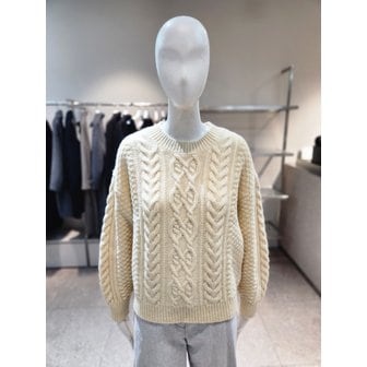 NICE CLAUP [여주점] [나이스클랍] 꽈배기 라운드넥 니트 풀오버 A254PWKB32