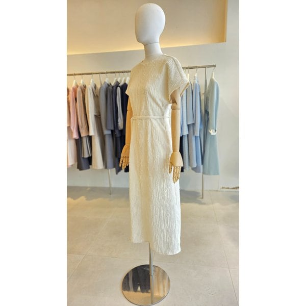 [여주점] [JJ 지고트] 여성 텍스쳐 돌먼 라운드넥 원피스GS4A0OPR41