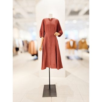 아이잗컬렉션 [파주점] [더아이잗컬렉션]린넨 볼륨 슬리브 플레어 원피스 CS4B0OP641