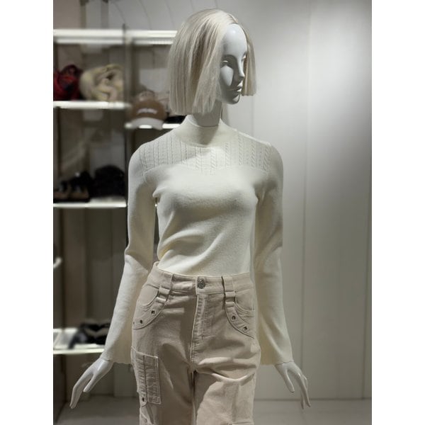 [파주점] 꽈배기 포인트 니트(ER4JK102)