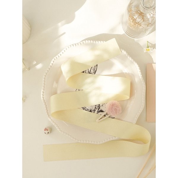 어떤 순간에 -38mm 연노랑 리본