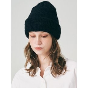 INSCAPE BLACK BEANIE