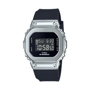 카시오 G-SHOCK (G-SHOCK) 컴팩트 사이즈 메탈 커버 시리즈 GM-S5600U-1JF