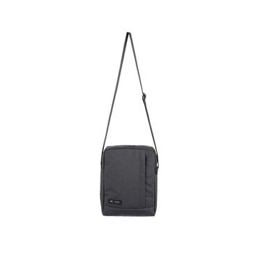 밀레 23FW 공용 다용도 크로스가방 어반크로스백 MXSFA930 (출시가 59000원)