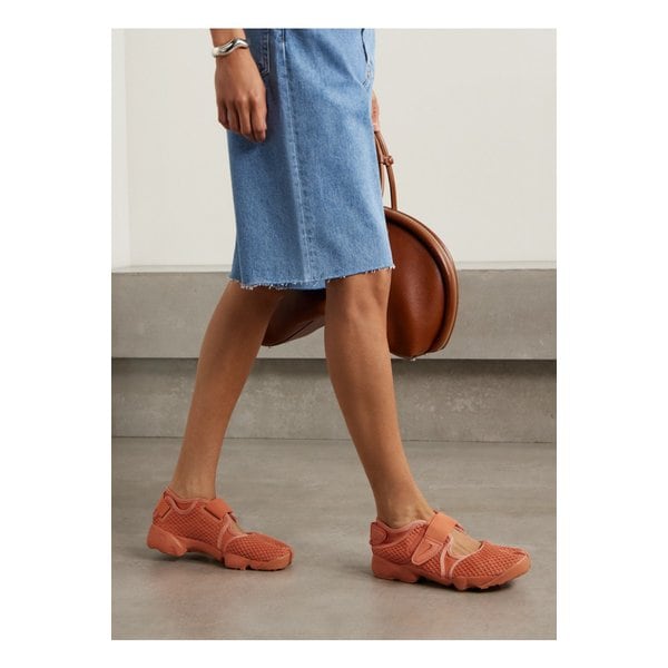 에어 리프트 메시 스플릿 토 스니커즈 오렌지 1647597358690537