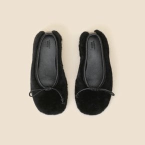 Ribbon fur flat shoes(black) DG1DW24702BLK