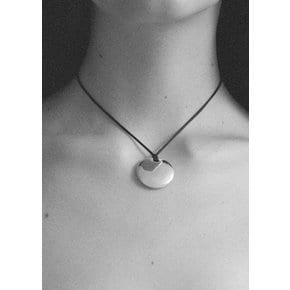 소피부하이 24FW SMALL FULL MOON PENDANT, SILVER