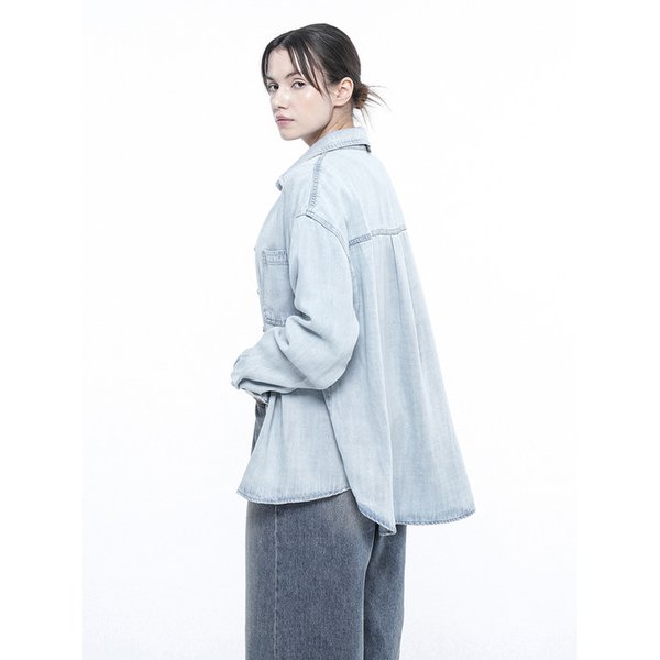 오버피트 워싱 데님셔츠 라이트/W251SH02LT