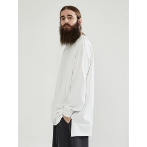 CB OVERFIT ROUND LONG SLEEVE  (WHITE)