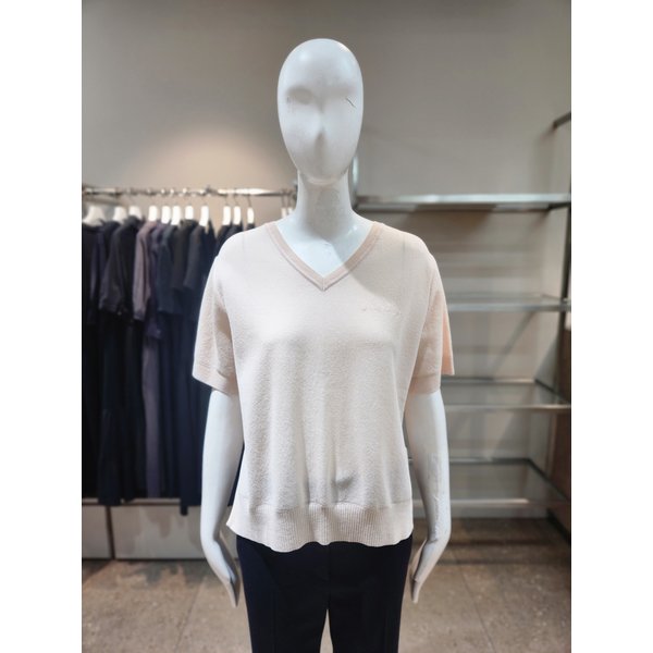 [여주점] [나이스클랍] 로고 자수 V-NECK TOP N252PWK446