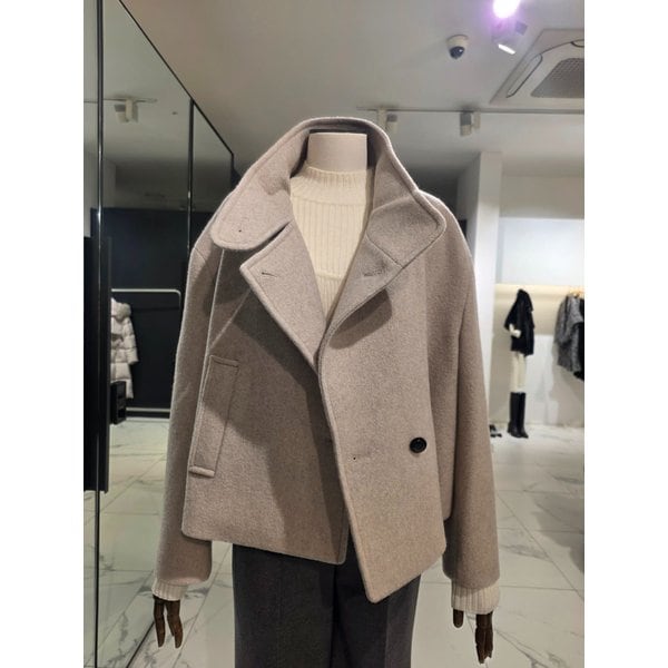 [여주점] 모 소재 하이넥 크랍기장 자켓_J244MSF014