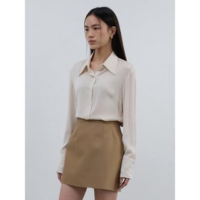 Sharp Collar Silk Shirt Coconut Milk