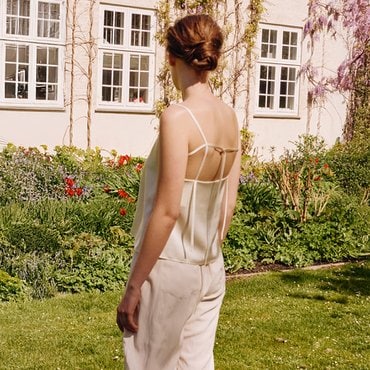 킨더살몬 Clara Sleeveless Porcelain