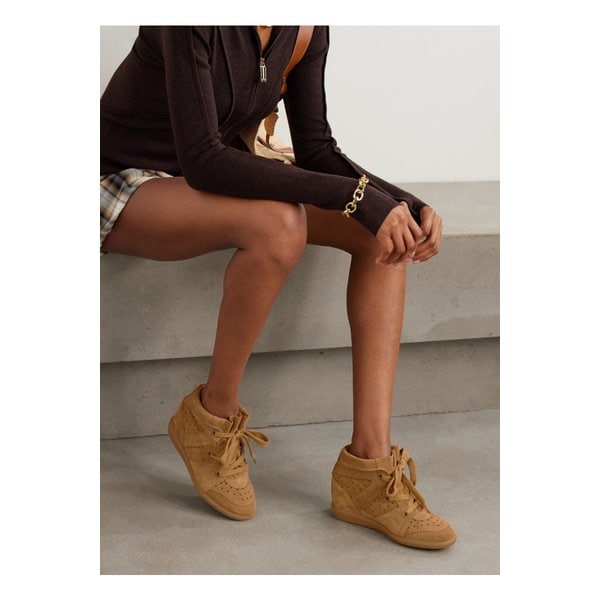 바비 퍼포레이티드 스웨이드 웨지 스니커즈 탠 브라운 46376663162889698