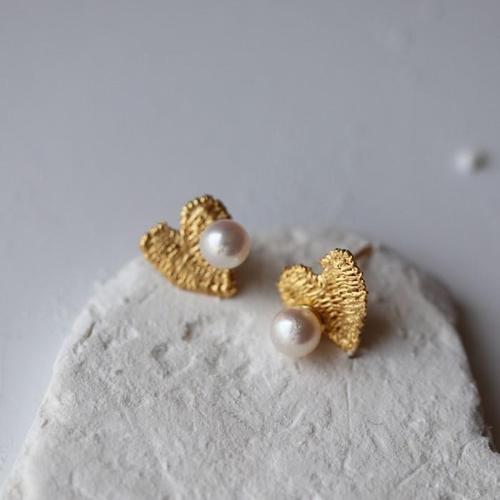 [엘리오나 컬렉션] Mini Heart Lace Earrings (24k 금도금)(2)