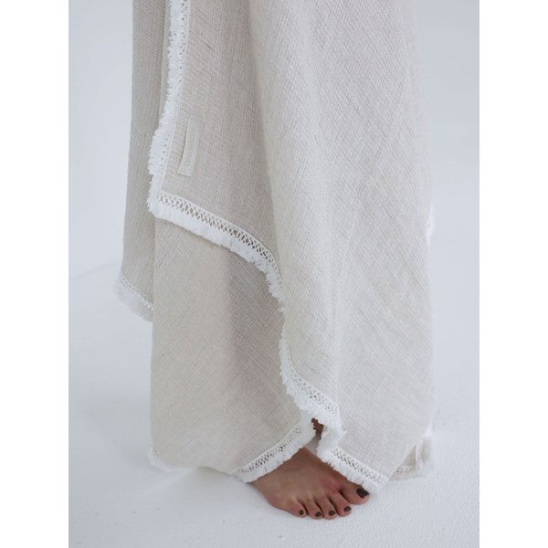 FRINGE LINEN BLANKET