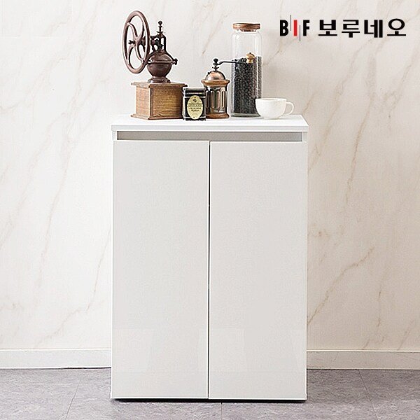 확대된 대표 이미지 P