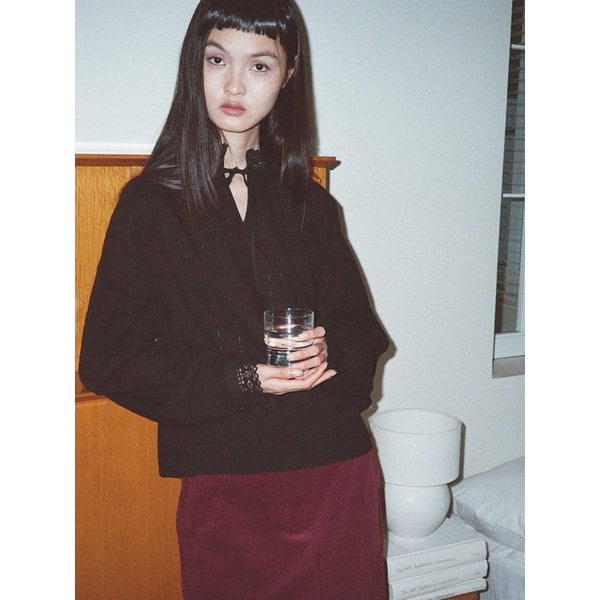 레이스 칼라 블라우스 - 블랙