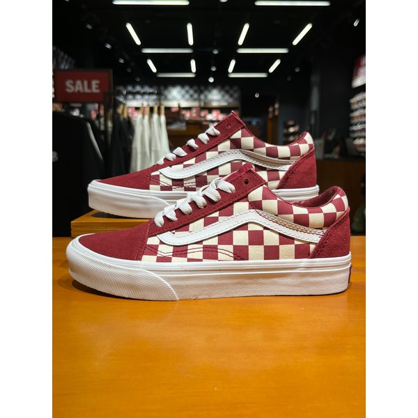 [시흥점] 남녀공용 스니커즈 클래식 올드스쿨 체커보드 (레드)(VN000DB3Y52)