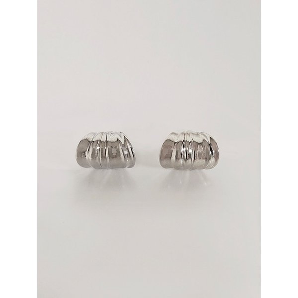 VOLUME CURVE EARRINGS