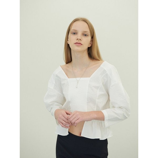 [리퍼브]Square Ruffle Blouse White