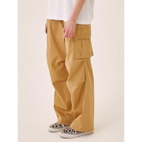 와이드 파라슈트 로고 카고 팬츠 BEIGE (LO3PU724-005)