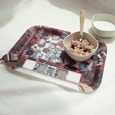 [Tray] 트레이 Weekend, 일리야 밀스타인