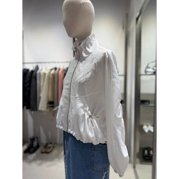 [여주점] 핫픽스 포인트 밑단 스트링 점퍼 ES2JZ300