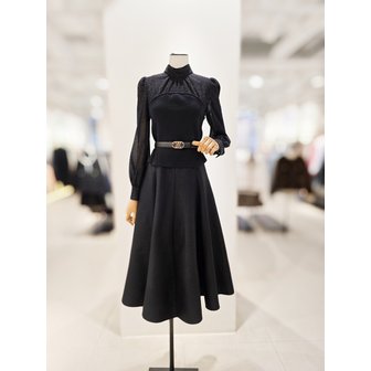 아이잗컬렉션 [파주점] [더아이잗컬렉션]글리터 니트패치 원피스 CPAA0OP241