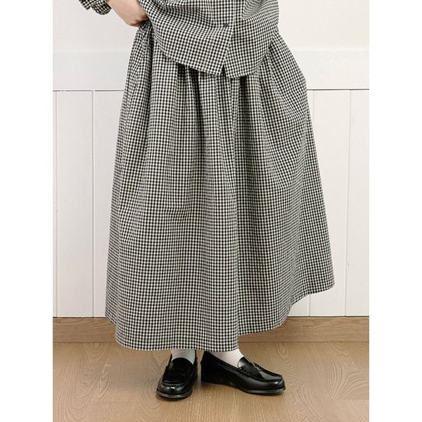 코튼 톤체크 셔링플레어 스커트 블랙