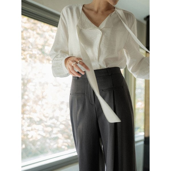 샬롱 타이 블라우스(크림아이보리)