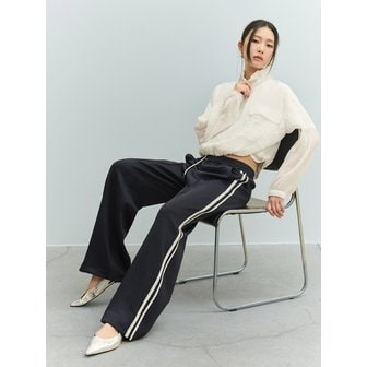 GCUT [리오더] 투 플랩 포켓 지퍼드 점퍼_화이트 7215220402