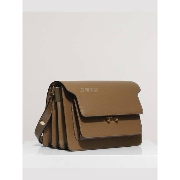 라프리마 마르니 트렁크 백 사피아노 트렁크백 미디움 SBMPN09NO1 LV520 ZM28N