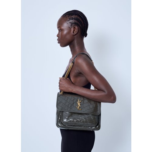 Medium Niki Chain Shoulder Bag