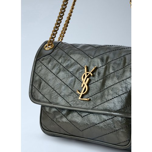 Medium Niki Chain Shoulder Bag