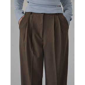 Basic Two Tuck Slacks [Brown]