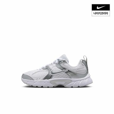 나이키 아동 나이키 V5 RNR (리틀키즈) HQ6412-103